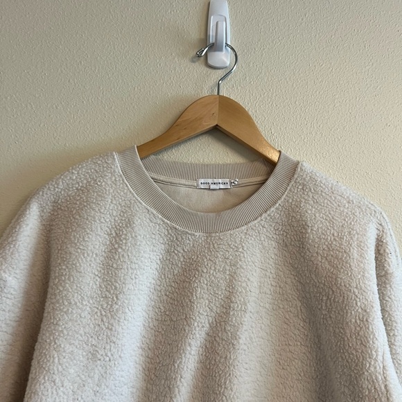 Good American Sherpa Boyfriend Sweatshirt in Bone - Picture 9 of 9